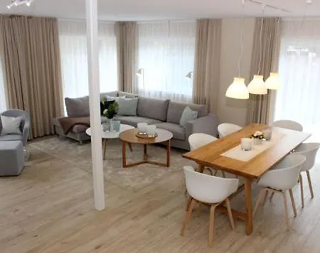 Strandvilla Birkenallee Haus Meerzeit Dom wakacyjny Neuhaus (Mecklenburg-Vorpommern)