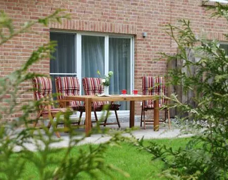 Strandvilla Birkenallee Haus Meerzeit Dom wakacyjny