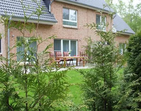 Dom wakacyjny Strandvilla Birkenallee Haus Meerzeit *